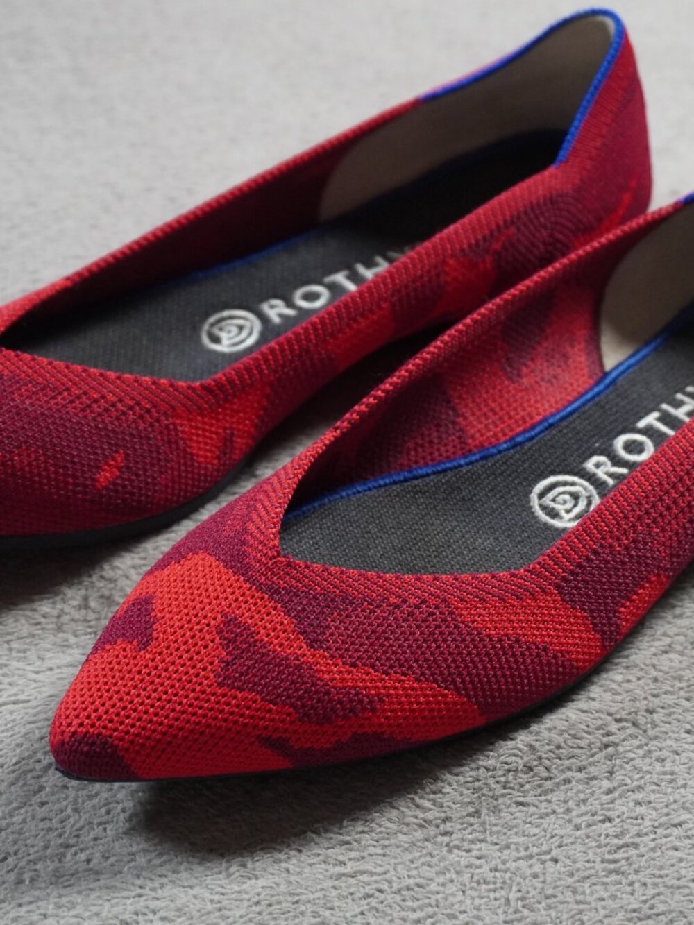 Rothy’s The Point Red Women US 8 Luxury Ballet Flats Red Camo RARE Retired